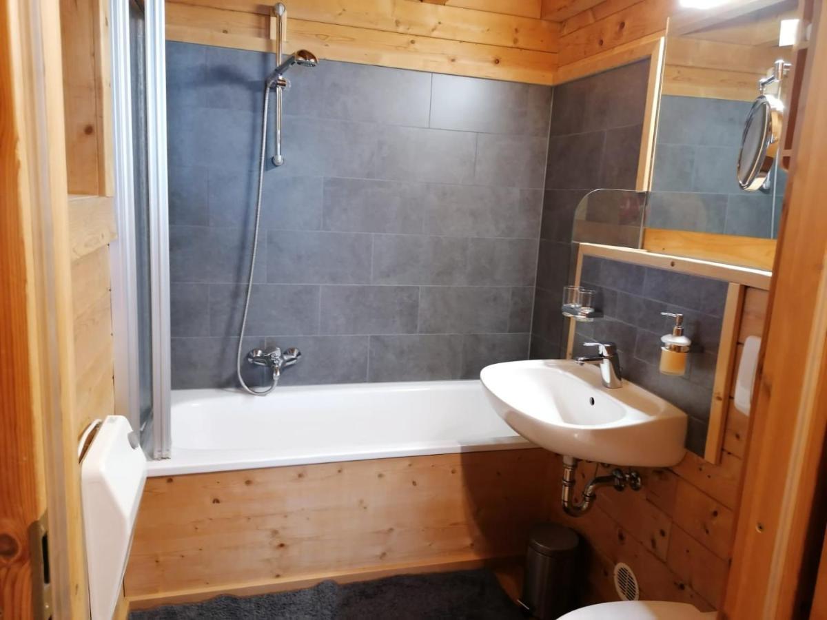 Gemütliches Mit Holzofen Und Sauna * Hohentauern